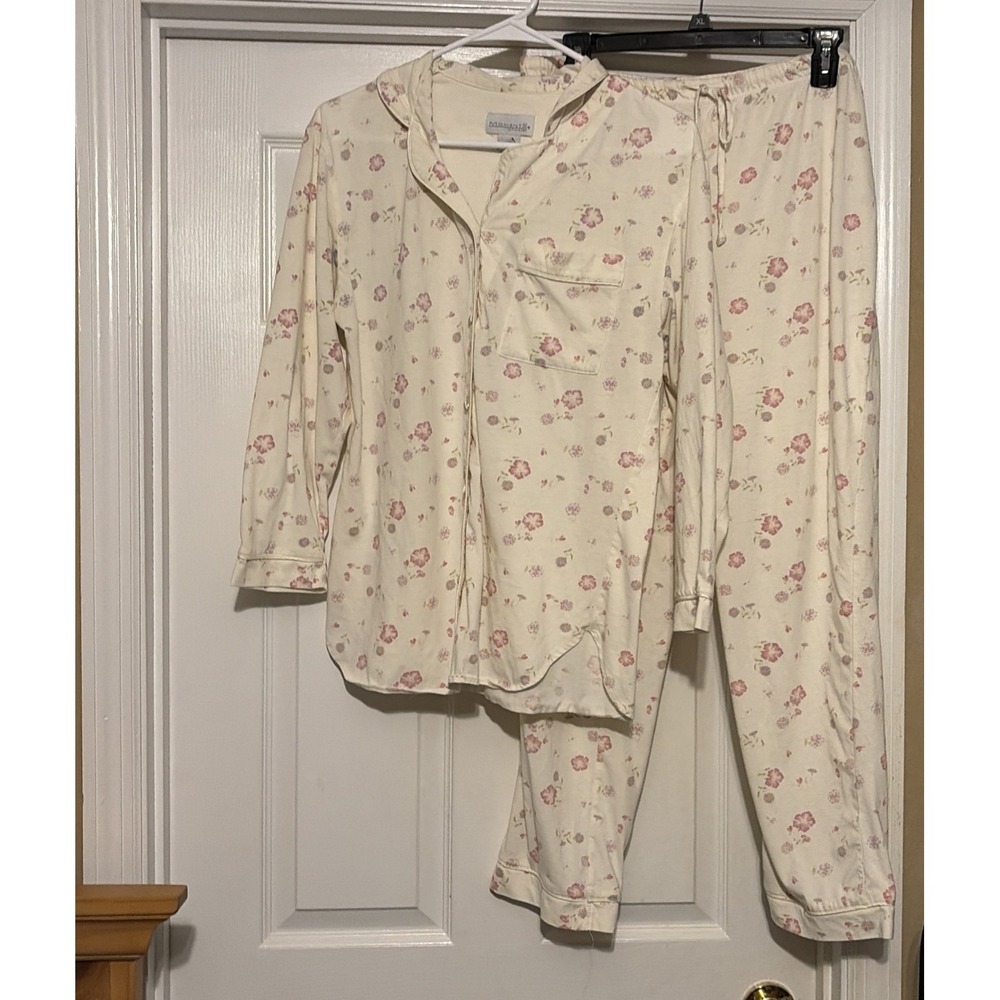Intimate Moments Long Sleeve Pajama Set Women's Size Small Ivory Cream w/ Flower